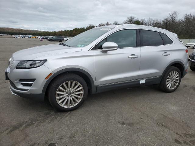 VIN 5LMCJ1D99KUL22651 2019 Lincoln MKC no.1