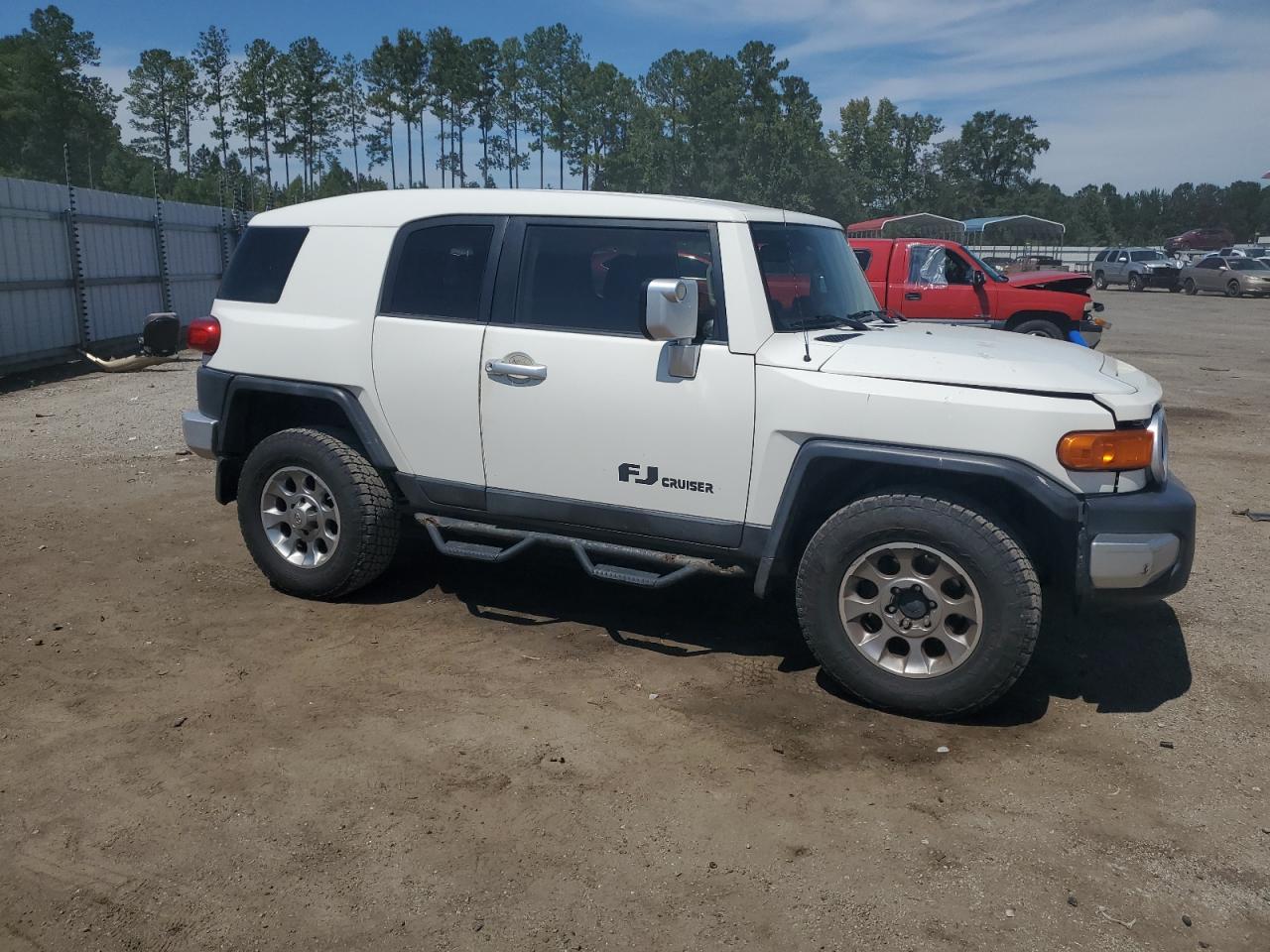 Lot #2895441419 2013 TOYOTA FJ CRUISER