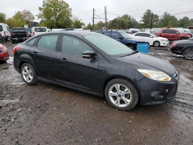 VIN 1FADP3F26EL437388 2014 Ford Focus, SE no.4