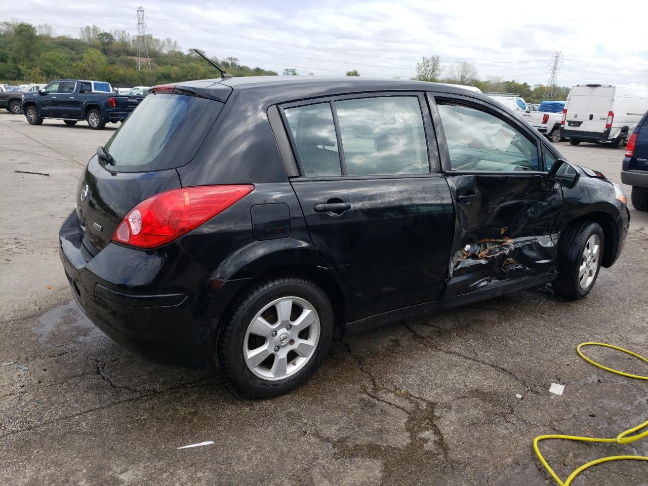 Lot #3038044196 2012 NISSAN VERSA S