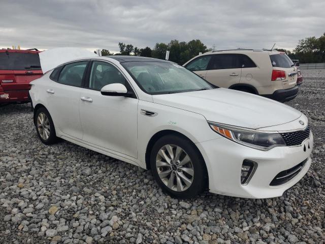 VIN 5XXGU4L31JG209893 2018 KIA Optima, EX no.4