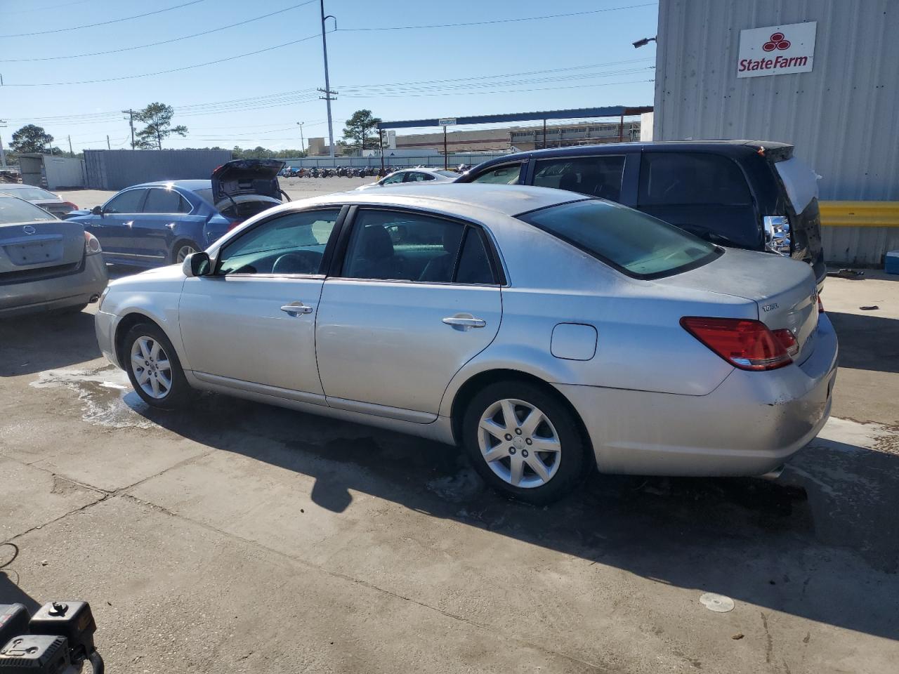 Lot #2869739078 2006 TOYOTA AVALON XL