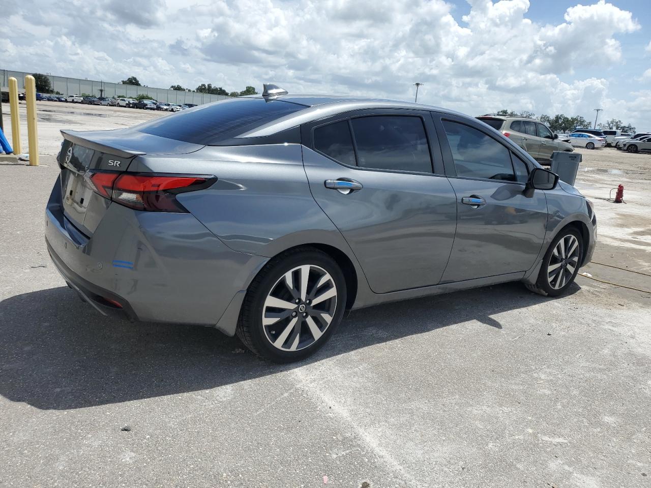 Lot #2991677013 2020 NISSAN VERSA SR