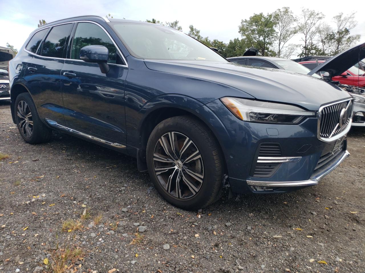 Lot #2874358954 2022 VOLVO XC60 B6 IN