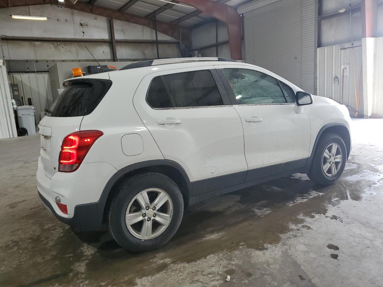 Lot #2857824072 2018 CHEVROLET TRAX 1LT