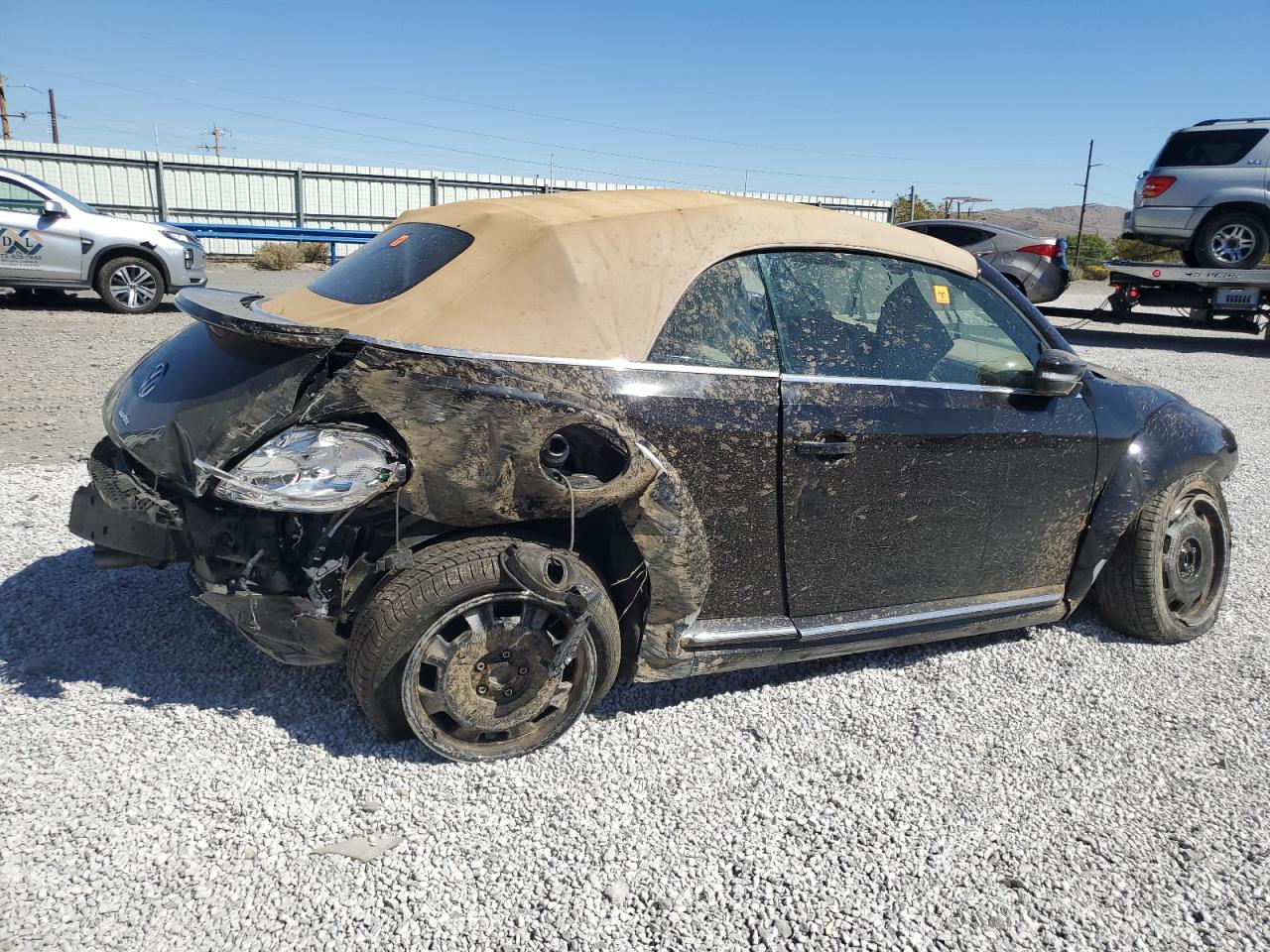 Lot #2921945631 2016 VOLKSWAGEN BEETLE S/S