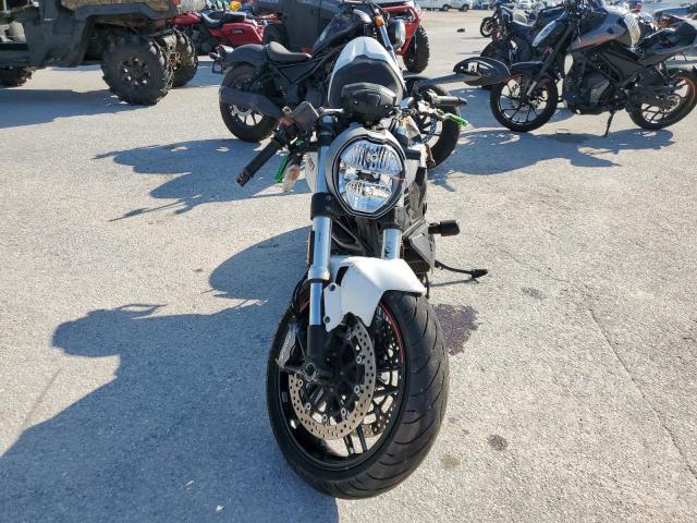 DUCATI MONSTER 79 2020 white  gas ML0MADBM2LT003412 photo #3