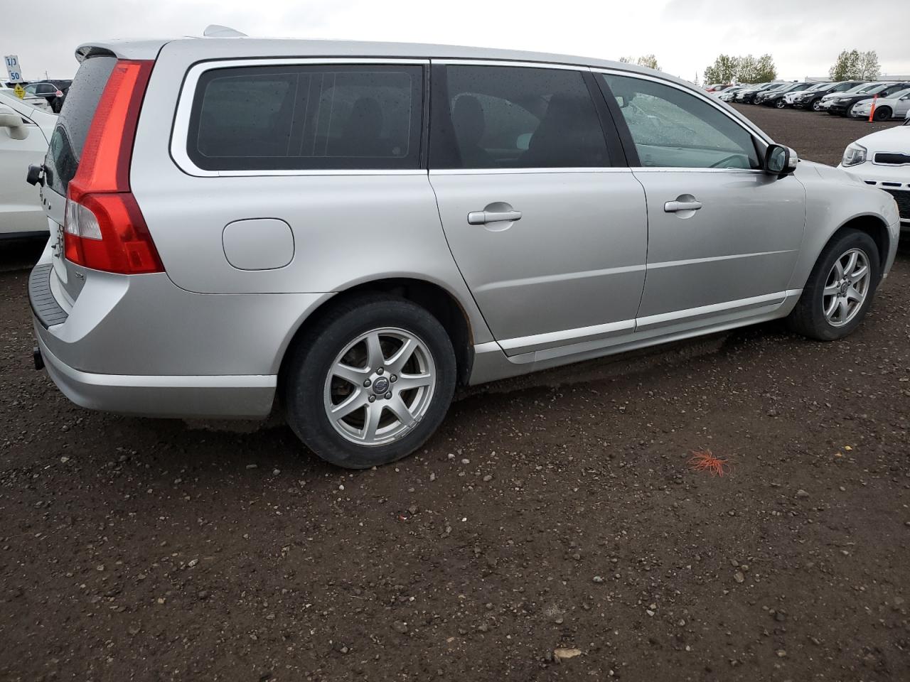 VOLVO V70 3.2 2008 silver station gas YV1BW982181019304 photo #4