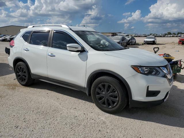 2017 NISSAN ROGUE S - KNMAT2MT4HP593117