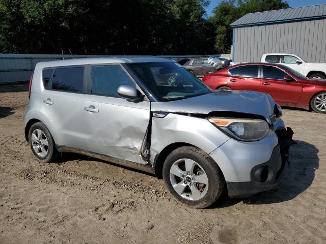 VIN KNDJN2A25J7576175 2018 KIA Soul no.4