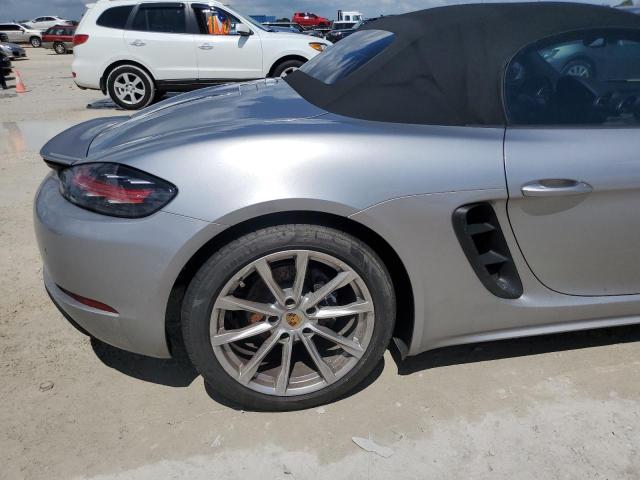 VIN WP0CA2A81JS210302 2018 Porsche Boxster no.10