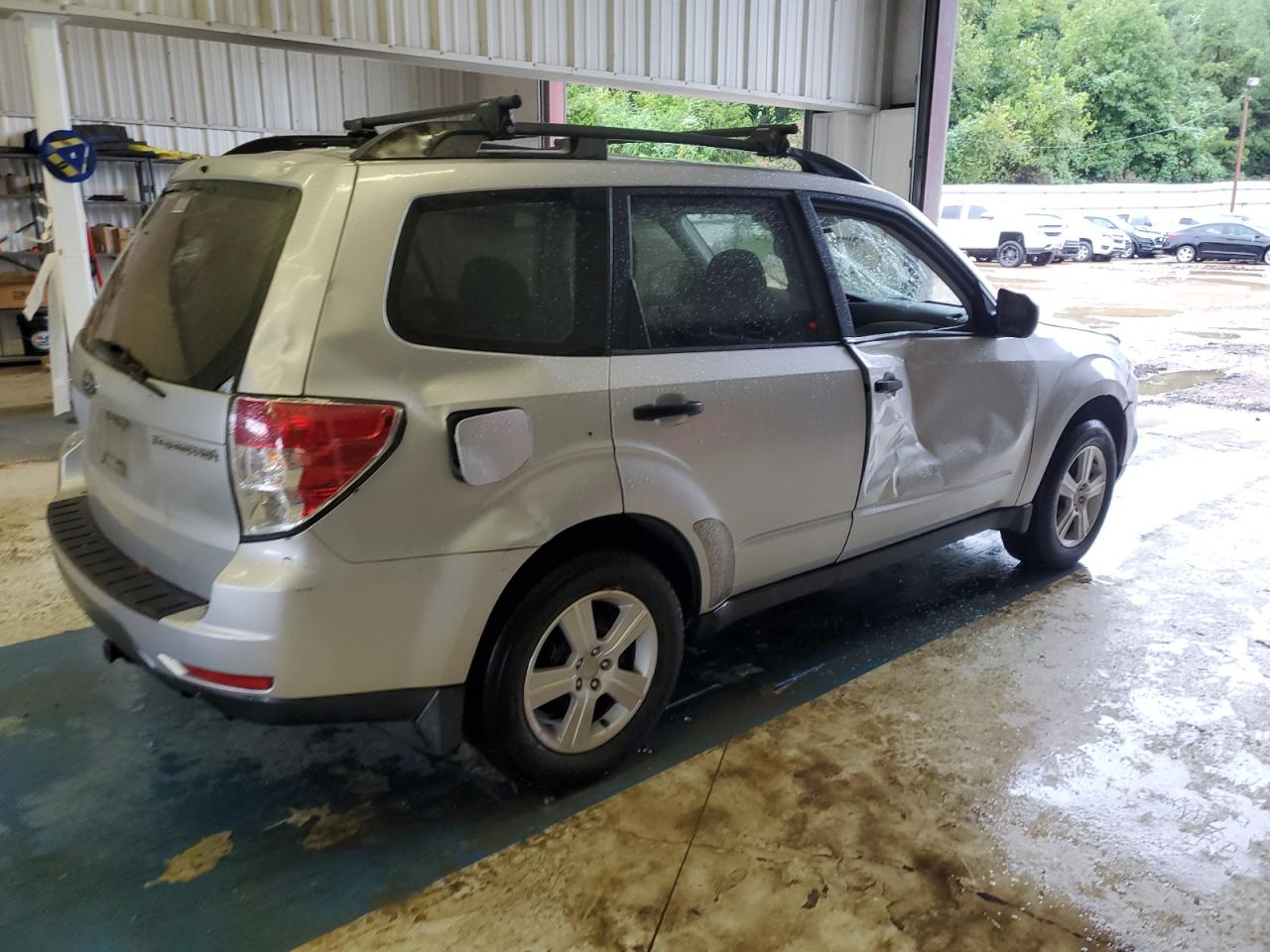 Lot #2872148236 2010 SUBARU FORESTER X