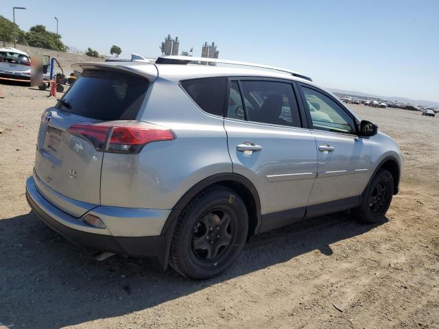 VIN JTMBFREV8JJ198922 2018 Toyota RAV4, LE no.3