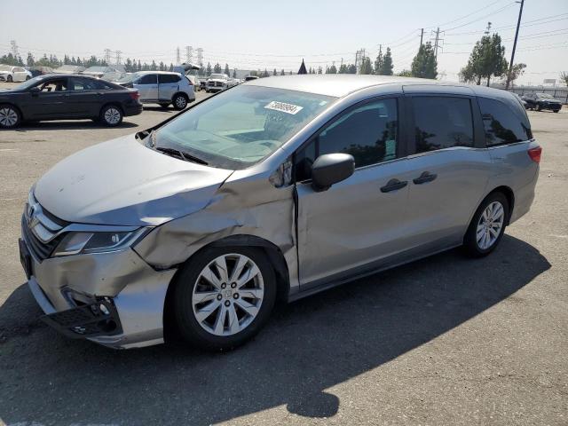 VIN 5FNRL6H2XJB083608 2018 Honda Odyssey, LX no.1