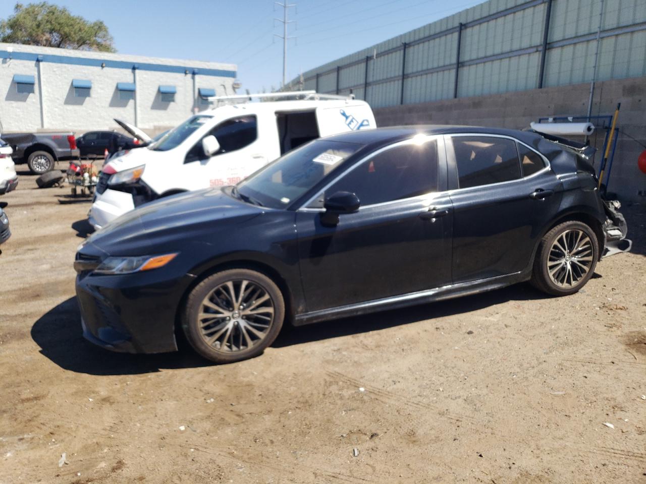 Toyota Camry 2018 