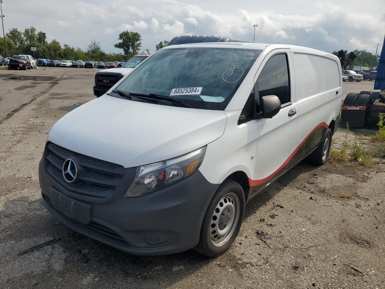 MERCEDES-BENZ METRIS
