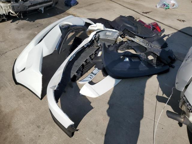 2018 TOYOTA RAV4 LE - JTMBFREV7JJ250959
