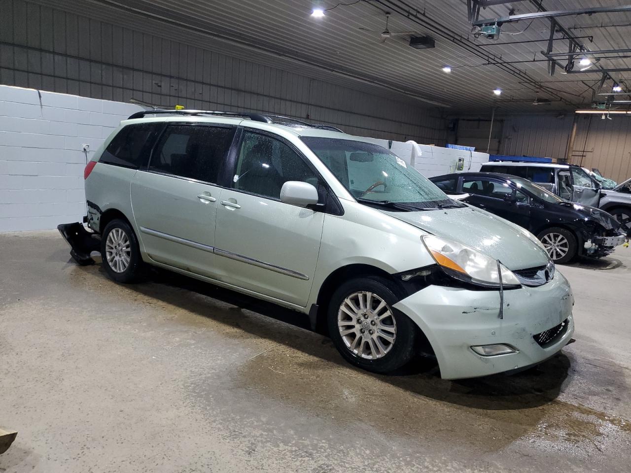 Lot #2886291532 2009 TOYOTA SIENNA XLE