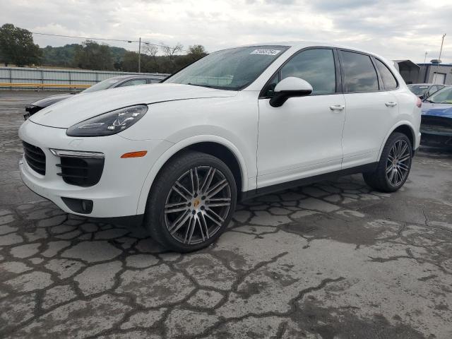 VIN WP1AA2A22HKA85130 2017 PORSCHE CAYENNE no.1