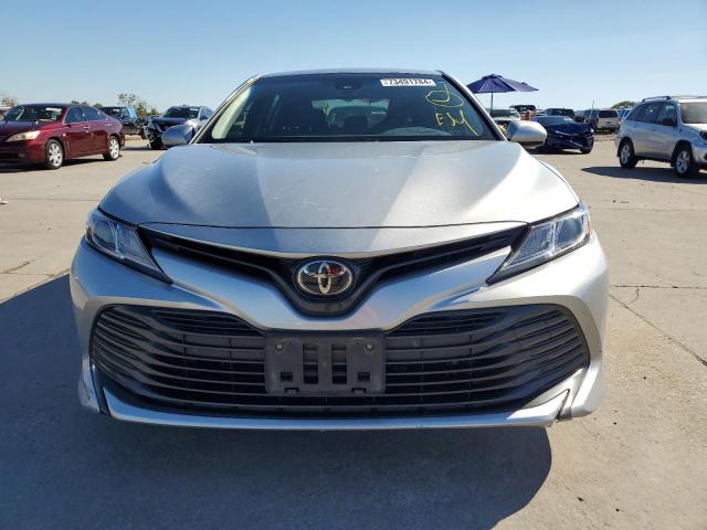 VIN JTNB11HK8J3013673 2018 Toyota Camry, L no.5