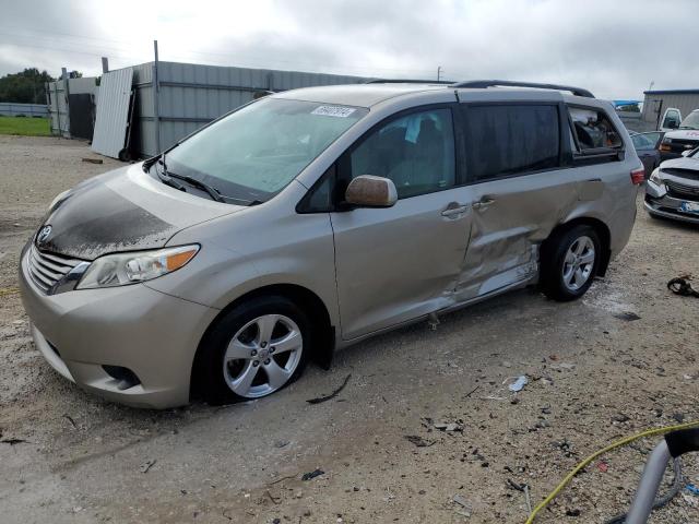 TOYOTA SIENNA LE
