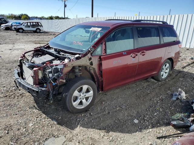 VIN 5TDKK3DC2FS577207 2015 Toyota Sienna, LE no.1