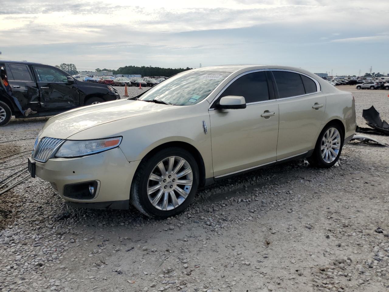 Lincoln MKS 2010 AWD