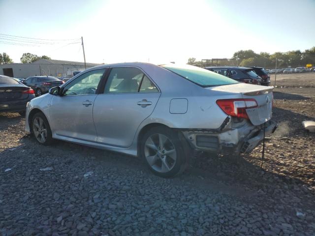 VIN 4T1BK1FK7DU526069 2013 Toyota Camry, SE no.2