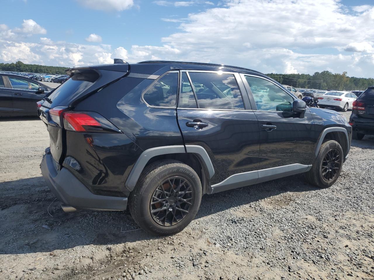 Lot #2952963411 2019 TOYOTA RAV4 LE