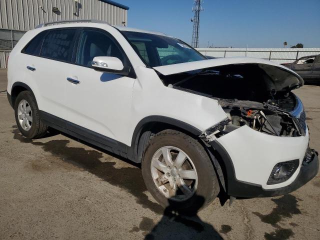 VIN 5XYKT4A65DG415213 2013 KIA SORENTO no.4