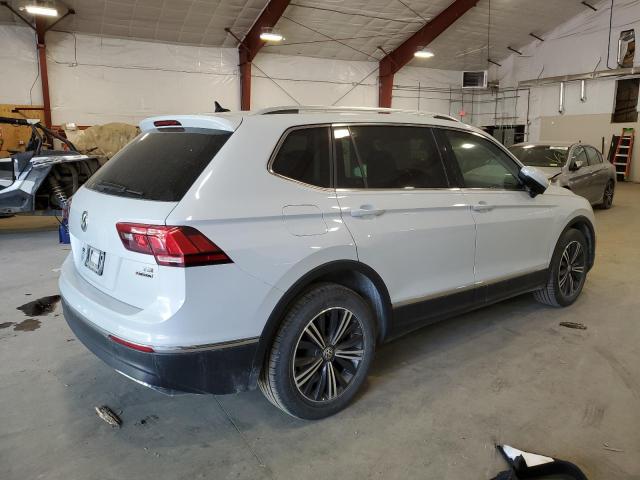 VIN 3VV2B7AX1JM027196 2018 Volkswagen Tiguan, SE no.3