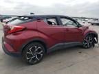 TOYOTA C-HR XLE снимка