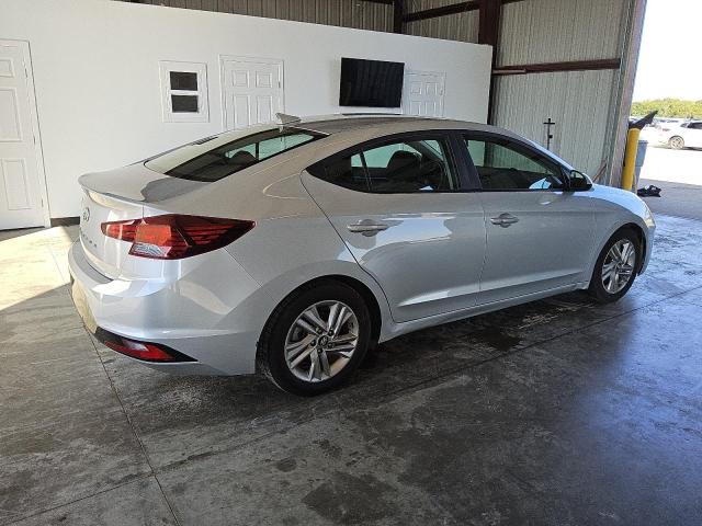 2019 HYUNDAI ELANTRA SE - 5NPD84LF3KH477156