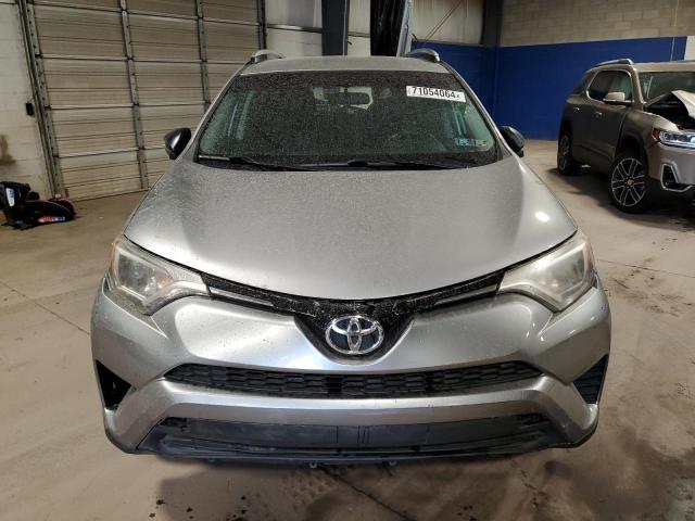 VIN 2T3BFREV6GW531502 2016 Toyota RAV4, LE no.5