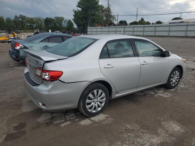 VIN 2T1BU4EE7DC076318 2013 Toyota Corolla, Base no.3