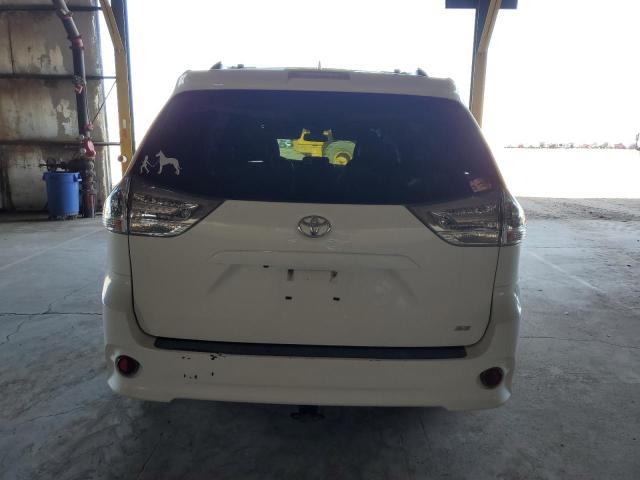 2018 TOYOTA SIENNA SE 5TDXZ3DC2JS924450