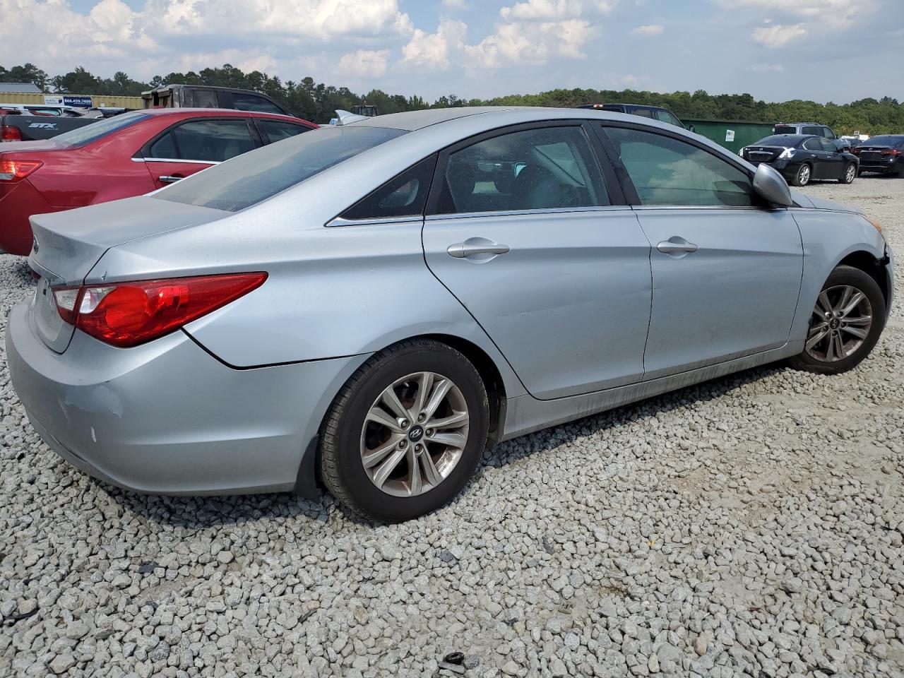 Lot #2955131797 2012 HYUNDAI SONATA GLS