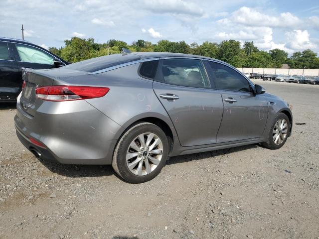 VIN 5XXGT4L35JG273048 2018 KIA Optima, LX no.3