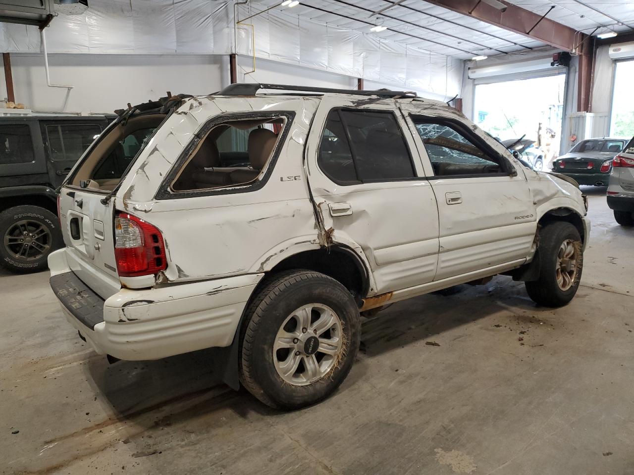 Lot #2986848944 2001 ISUZU RODEO S