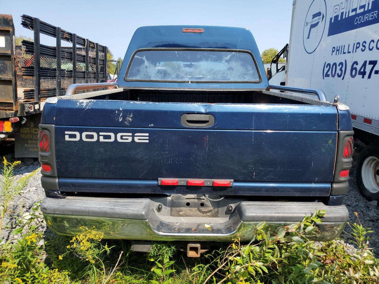 Lot #2826184583 2001 DODGE RAM 3500