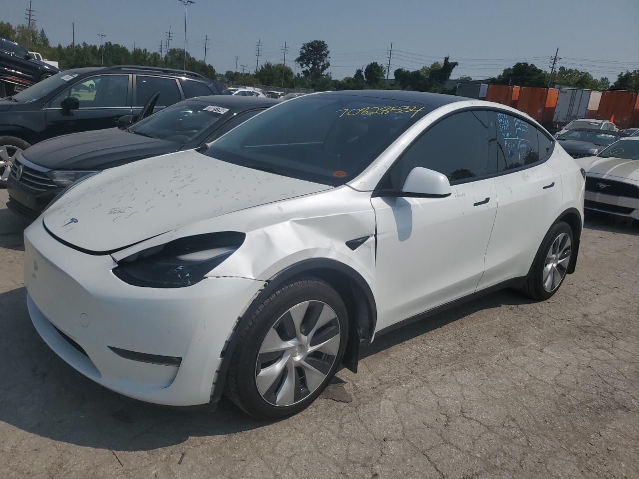 Tesla Model Y 2023 