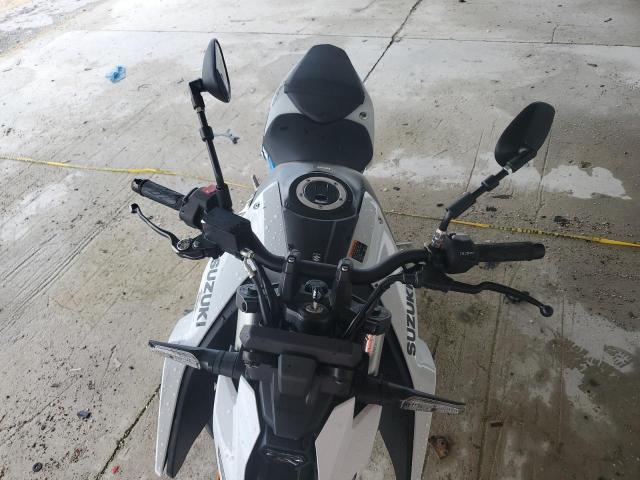 2023 SUZUKI GSX800 R JS1EM11B7P7100348
