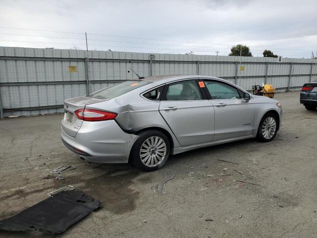 VIN 3FA6P0LUXFR306514 2015 Ford Fusion, Se Hybrid no.3