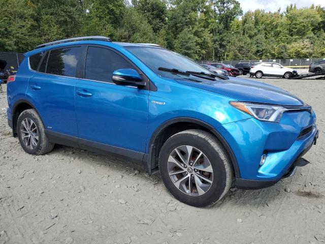 VIN JTMRJREV7HD135624 2017 Toyota RAV4, LE no.4