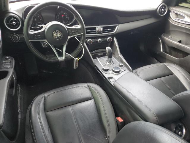 VIN ZARFAEBN0J7581835 2018 Alfa Romeo Giulia no.8