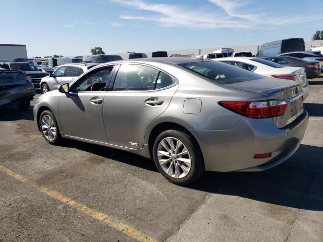 VIN JTHBW1GG1F2100829 2015 Lexus ES, 300H no.2