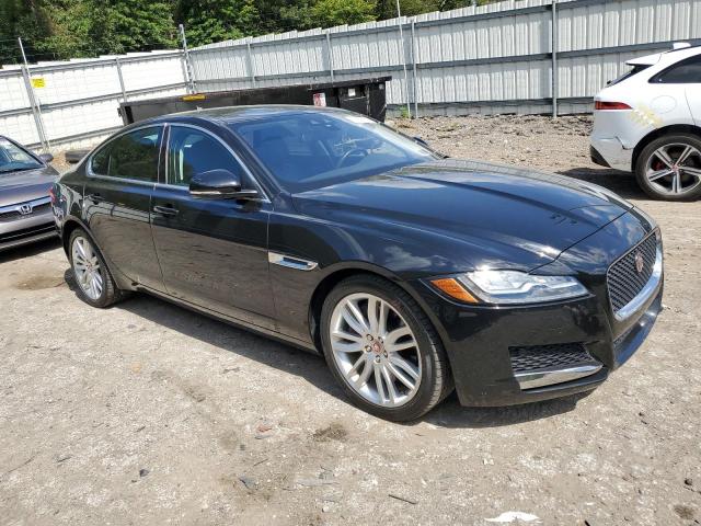 VIN SAJBK4BV5HCY26289 2017 Jaguar XF, Prestige no.4