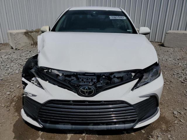 VIN 4T1C11AK8NU659262 2022 Toyota Camry, LE no.5