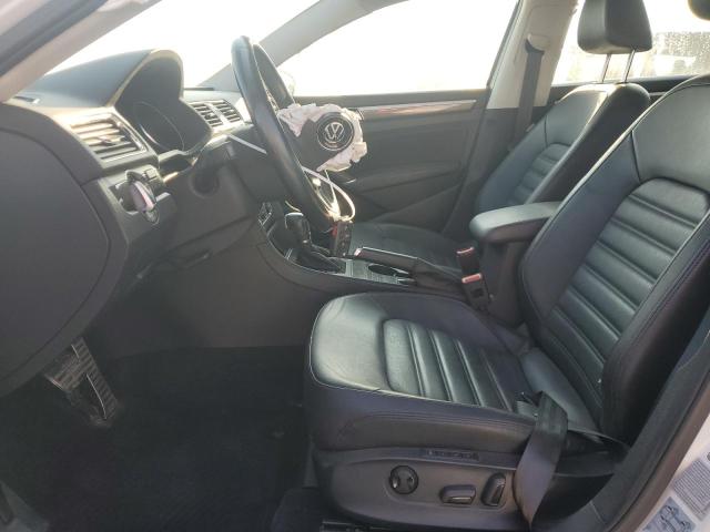 2017 VOLKSWAGEN PASSAT SEL - 1VWCT7A32HC015659