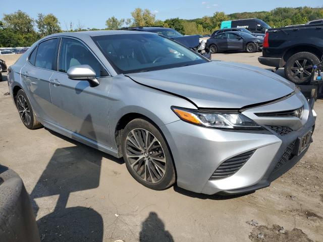 VIN 4T1B11HK0JU015427 2018 Toyota Camry, L no.4